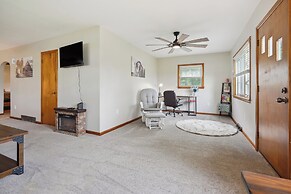 Utica Vacation Home ~ 12 Mi to Denison University!