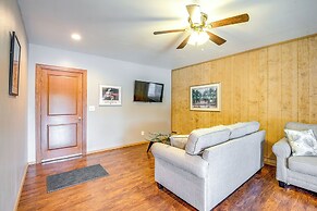 Murphysboro Retreat w/ Deck Near Kinkaid Lake!