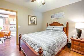 Murphysboro Retreat w/ Deck Near Kinkaid Lake!