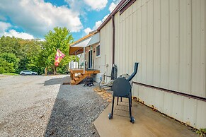 Murphysboro Retreat w/ Deck Near Kinkaid Lake!