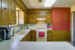 Pet-friendly Cartwright Home w/ Private Backyard!