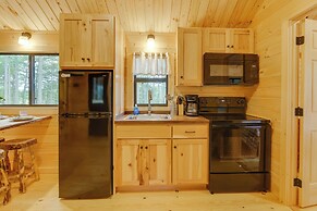 Mtn-view Middlebury Center Cabin: Deck & Grill!