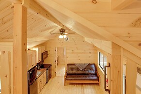 Mtn-view Middlebury Center Cabin: Deck & Grill!