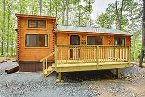 Mtn-view Middlebury Center Cabin: Deck & Grill!