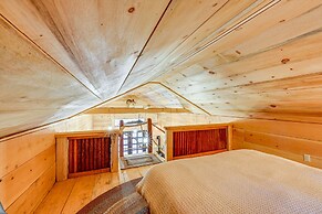 Creekside Cabin ~ 20 Mi to Kings Canyon Park!