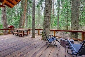 Creekside Cabin ~ 20 Mi to Kings Canyon Park!