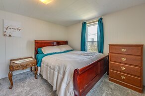 Cozy Iowa Getaway w/ Patio & Fenced-in Yard!