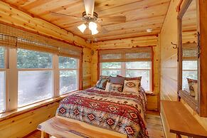 Romantic Mountain View Cabin Rental Near Downtown!