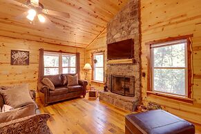 Romantic Mountain View Cabin Rental Near Downtown!