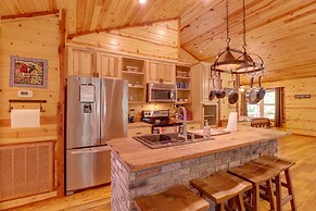 Romantic Mountain View Cabin Rental Near Downtown!