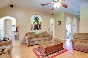 Olive Branch Getaway w/ Deck & Charcoal Grill!