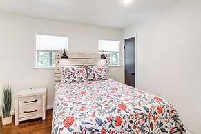 Family Home in Mountain View < 1 Mi to Downtown!