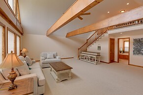 Gordonsville Retreat: Deck w/ Spectacular Views!