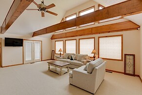 Gordonsville Retreat: Deck w/ Spectacular Views!