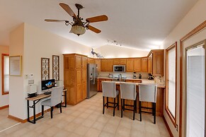 Gordonsville Retreat: Deck w/ Spectacular Views!