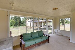Pet-friendly Slocomb Vacation Rental w/ Sunroom!