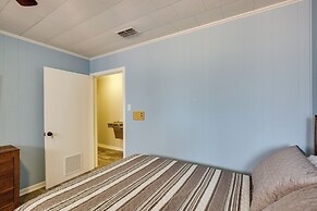 Family Overton Vacation Rental ~ 21 Mi to Tyler!