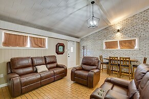 Family Overton Vacation Rental ~ 21 Mi to Tyler!