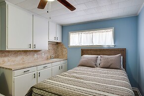 Family Overton Vacation Rental ~ 21 Mi to Tyler!