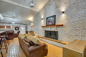 Family Overton Vacation Rental ~ 21 Mi to Tyler!