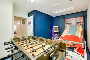 Spacious Hildale House w/ Large Deck!