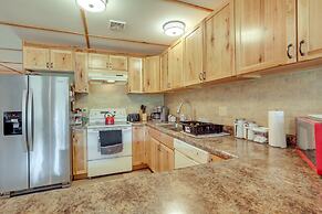 Toivola Home w/ Fire Pit: 8 Mi to Lake Superior!