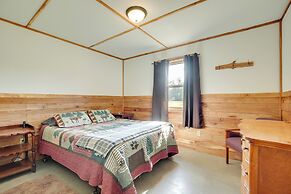 Toivola Home w/ Fire Pit: 8 Mi to Lake Superior!