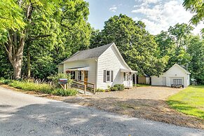 Peaceful Franklin Cottage ~ 1 Mi to Downtown!