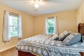 Peaceful Franklin Cottage ~ 1 Mi to Downtown!