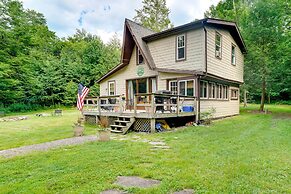 Cozy Pennsylvania Abode w/ Porch, Grill & Fire Pit