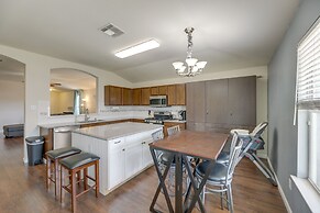 Fenced Yard & Playset: Elgin Family Getaway!