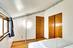 Depew Vacation Rental ~ 10 Mi to Buffalo!