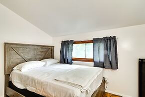 Depew Vacation Rental ~ 10 Mi to Buffalo!