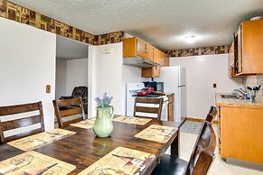 Depew Vacation Rental ~ 10 Mi to Buffalo!