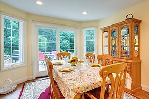 Charming Flushing Cottage w/ Deck + Spacious Yard!