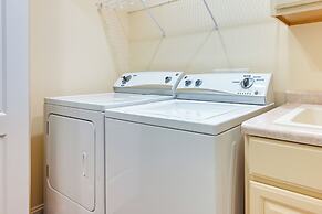 Charming Flushing Cottage w/ Deck + Spacious Yard!