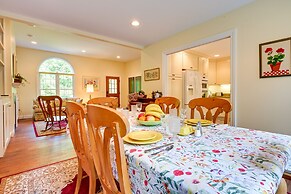 Charming Flushing Cottage w/ Deck + Spacious Yard!