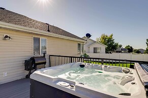 Family-friendly Clearfield Home w/ Hot Tub!