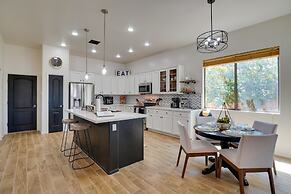 14 Mi to Dtwn: Tucson Escape w/ Patio!