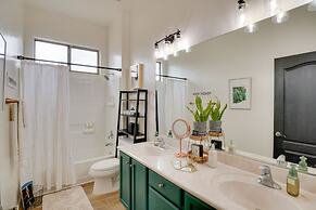 14 Mi to Dtwn: Tucson Escape w/ Patio!