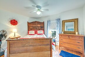 Hop Bottom Home w/ Private Yard & Fire Pit!