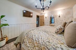 Stylish Willoughby Hills Retreat w/ Fireplace!