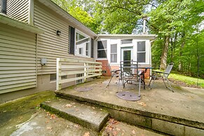 Stylish Willoughby Hills Retreat w/ Fireplace!