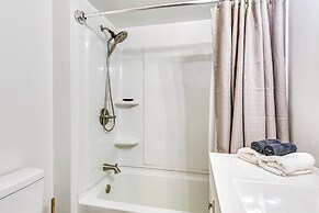 Pet-friendly Indiana Home w/ Porch, Near Downtown!