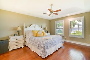 East Palatka Home on St Johns River w/ Boat Dock!