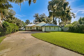 East Palatka Home on St Johns River w/ Boat Dock!