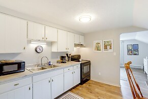 Cozy Norwalk Apt: Near Cedar Point & Kalahari!