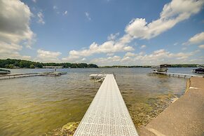 Cozy Pierson Paradise: Lake Retreat w/ Fire Pit!