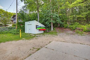 Lake Retreat w/ Fire Pit: Pierson Paradise!