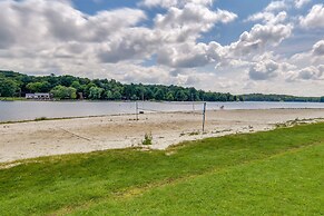 Family-friendly Dubois Cabin w/ Community Pool!